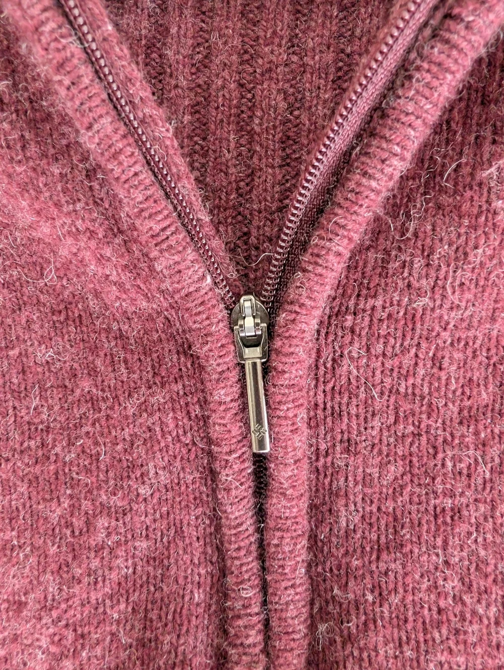 Columbia Wool Quarter Zip-Up Sweater Size Medium